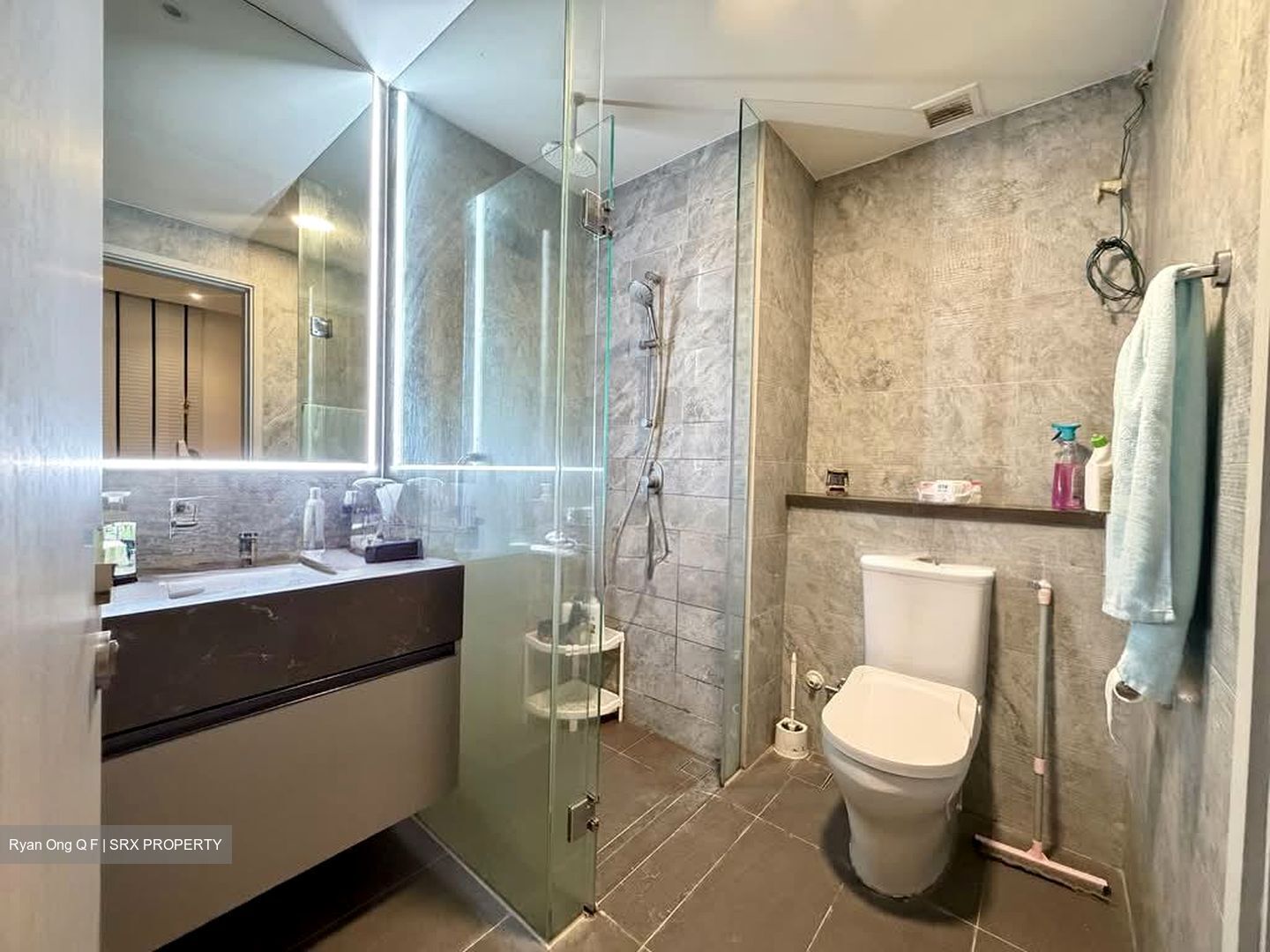 Sixteen35 Residences (D14), Apartment #555293201